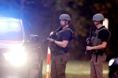 5 people have been killed in a North Carolina shooting, including a police officer