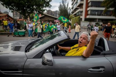 Bolsonaro finds strong support in Rio's 'Brazilian Miami'