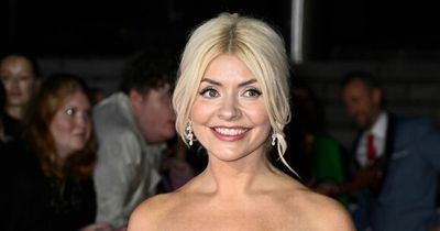 Holly Willoughby 'sneaks out' of NTAs early after mixed reaction to award win