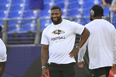 Ravens DC Mike Macdonald describes excitement of having OLBs Tyus Bowser, David Ojabo back at practice