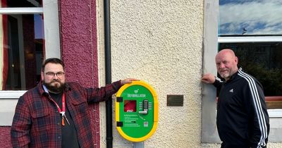 Lanarkshire pub installs lifesaving defibrillator following sudden deaths of local men