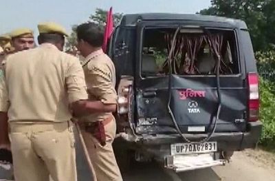 UP: Ambulance In Carcade Of Dy CM Brajesh Pathak Hits Police Jeep, 5 Cops Wounded