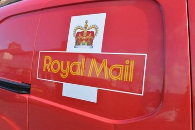Royal Mail announces plans to cut up to 6000 jobs by August