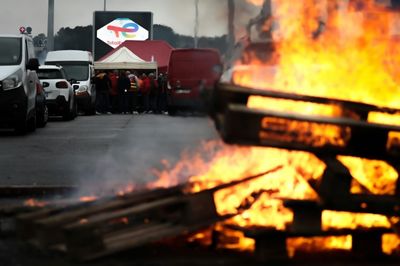 French fuel shortages take toll as strike standoff hardens