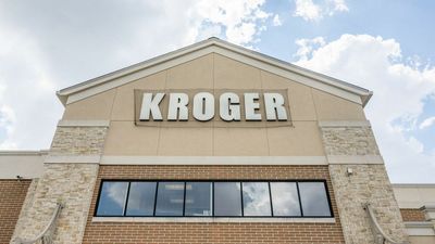 Kroger snaps up Albertsons in grocery megamerger
