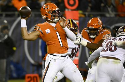 Bears QB Justin Fields banged up after loss vs. Commanders