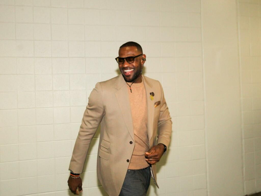 top-3-nba-players-will-make-300-million-in-2022-2023