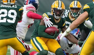 Packers sticking with Amari Rodgers as primary returner