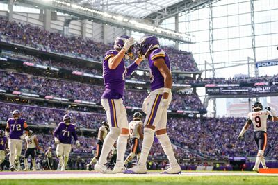 Week 6 picks: Who the experts are taking in Vikings vs Dolphins