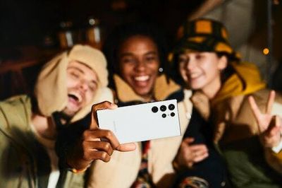 Samsung’s One UI 5 is copying iOS 16, and that’s good