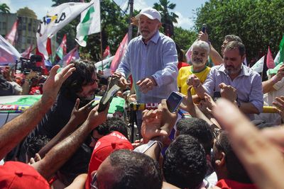Lula leading Bolsonaro in second round of Brazil election, poll shows