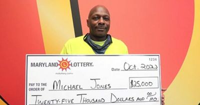 Lucky lottery winner turns random licence plate number into a $25,000 jackpot