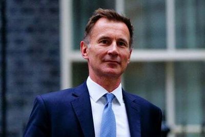 London politics latest news LIVE: Jeremy Hunt held ‘meeting of minds’ with Andrew Bailey on economy