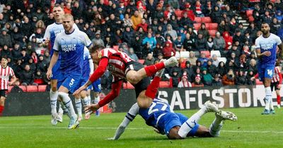 Dennis Cirkin scores on his return as Sunderland come from behind to beat Wigan Athletic 2-1