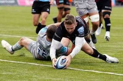 Saracens 37-31 Bath: Table-toppers overcome fightback in entertaining Gallagher Premiership clash