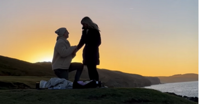Love Island star pops the question during romantic sunrise surprise
