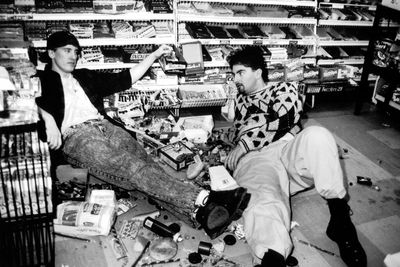 The anti-work movement in "Clerks"