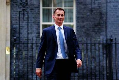 Jeremy Hunt warns of ‘difficult decisions’ ahead amid reports of delay to basic rate tax cut