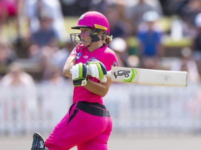 Sixers reclaim status as WBBL heavyweights