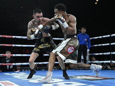 Devin Haney beats Kambosos Jr once again