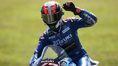 Spain's Álex Rins wins Australian Motorcycle Grand Prix, Jack Miller crashes out