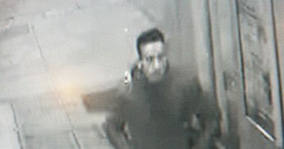 Police release CCTV image of man after robbery in Glasgow