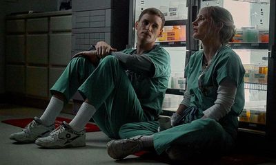 The Good Nurse review – Eddie Redmayne and Jessica Chastain excel in gripping medical drama