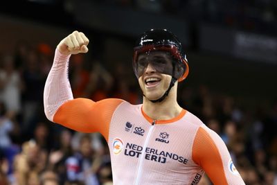 Lavreysen wins fourth straight men's sprint gold at cycling worlds
