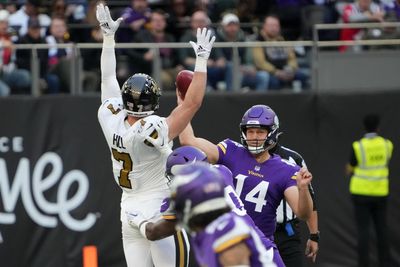 WATCH: Rookie Ryan Wright blasts a 73-yard punt