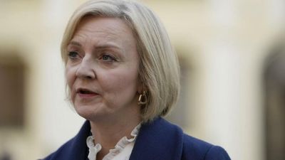 Tory MPs are beginning to break ranks and publicly call for Liz Truss to resign