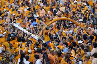 University of Tennessee grovels for funds to replace goalposts