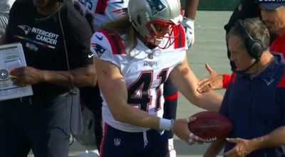 A Patriots rookie had such an awkward moment with Bill Belichick during win over Browns