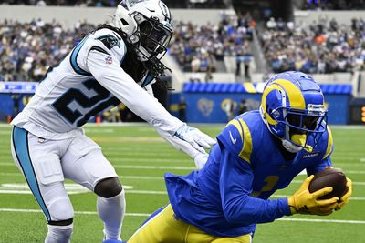 Panthers LB Cory Littleton mocks Rams WR Allen Robinson for arguing with official