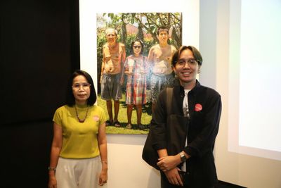 Broken bonds, eternal love