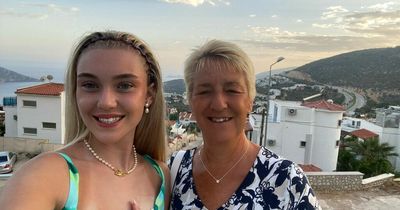 Woman, 22, unable to eat without vomiting since taking antibiotics in 2019