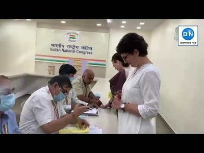 Congress Presidential Election: Sonia Gandhi, Priyanka Gandhi Cast Their Vote