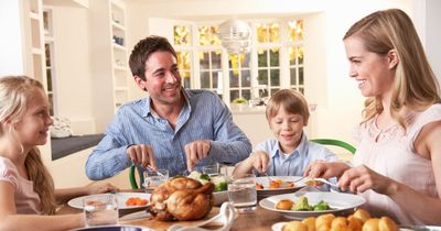 Relieve stress by sharing a meal with family or friends, study finds