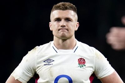 Henry Slade told to rediscover form with Exeter after surprise England omission