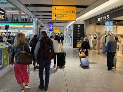 Travel retailers deplore government U-turn on VAT-free shopping