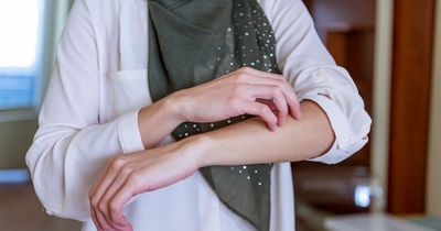 Expert shares top tips for 'anti-inflammatory diet' to curb symptoms of psoriasis