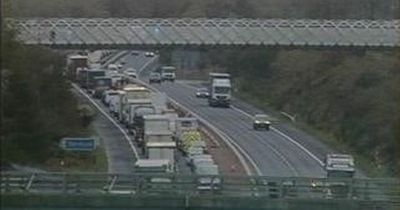 Edinburgh M8 drivers caught in huge tailbacks as crash closes West Lothian section