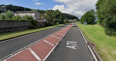 Renfrewshire crash leaves man dead and another in a serious condition in hospital