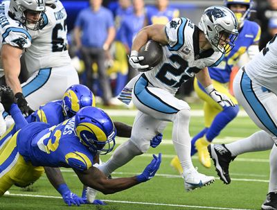 When is the 2022 NFL trade deadline?