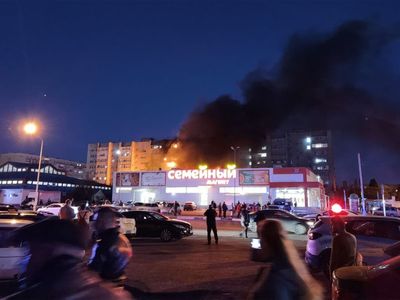 Fireball engulfs apartment block as Russian warplane crashes in Yeysk