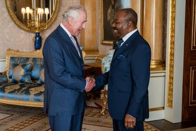 King welcomes President of Gabon amid Commonwealth entry celebrations