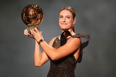 Beth Mead runner-up as Barcelona’s Alexia Putellas wins women’s Ballon d’Or