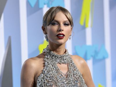 Taylor Swift’s website crashes as future UK tour dates teased with Midnights pre-sale
