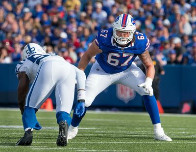 Packers claim OT Luke Tenuta off waivers from Colts