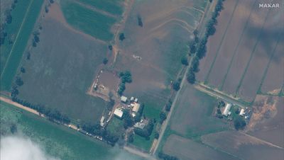 Australia floods crisis set to worsen amid forecast for more rain