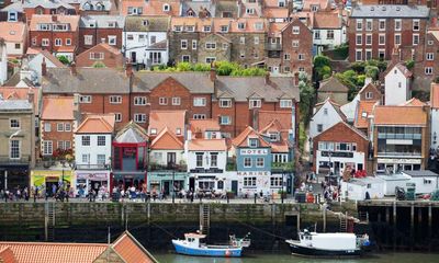 Alarm over sharp rise in Airbnb listings in coastal areas of England and Wales